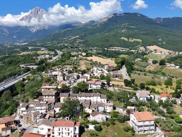 Appartamento in vendita di 80 m² in Frazione Villa Illi