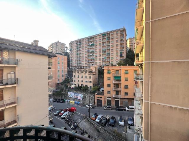 Appartamento in vendita di 80 m² in Largo Augusto Merlo, 183