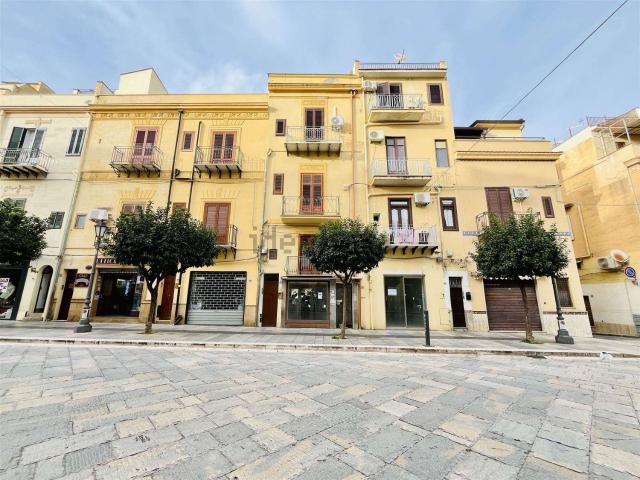 Appartamento in vendita di 81 m² in Corso Umberto I, 129