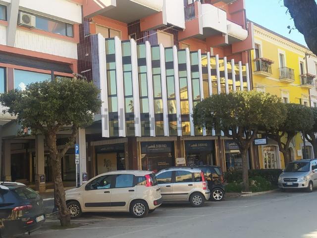 Appartamento in vendita di 81 m² in Piazza Garibaldi, 42