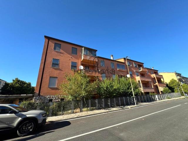 Appartamento in vendita di 81 m² in Via Tito Sinibaldi