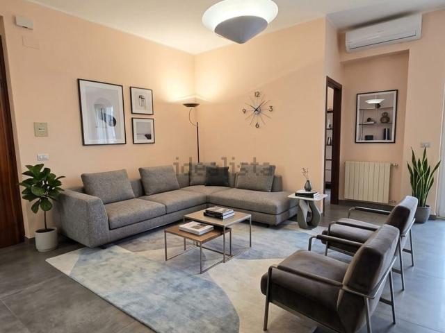 Appartamento in vendita di 81 m² in Via Trazzera Marina, 565