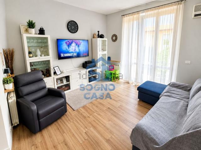 Appartamento in vendita di 81 m² in Via Vincenzo Capriolo, 10