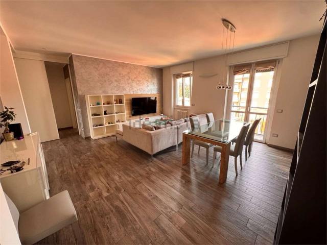 Appartamento in vendita di 81 m² in Via A. Grandi, 4