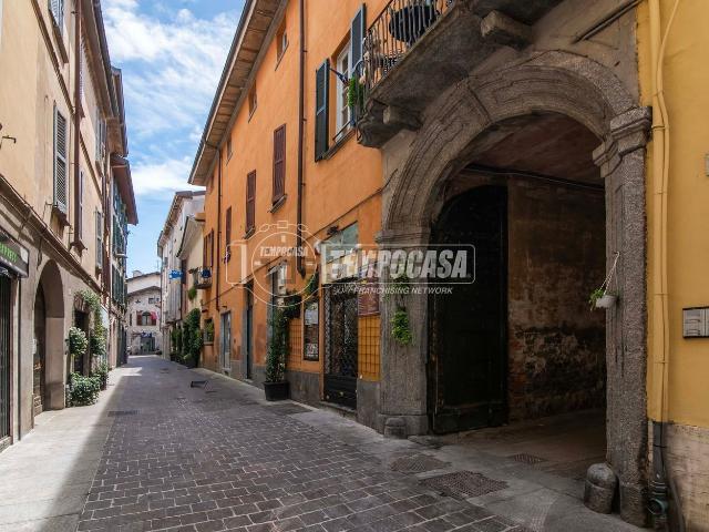 Appartamento in vendita di 81 m² in Via Armando Diaz, 32