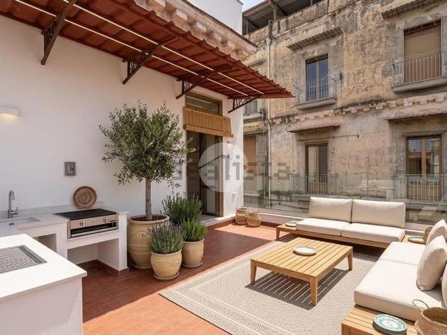 Appartamento in vendita di 81 m² in Via Atri, 7