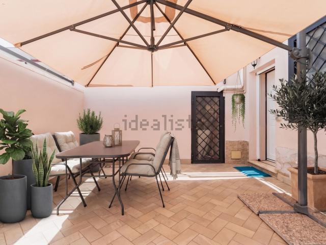 Appartamento in vendita di 81 m² in Via Casatenovo