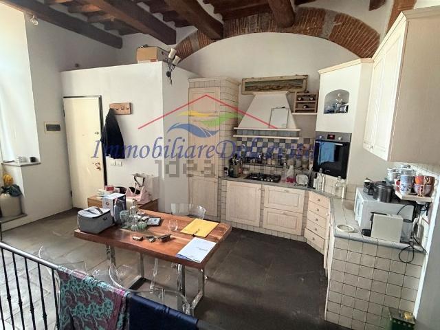Appartamento in vendita di 81 m² in Via dell&apos Osservatorio, 128