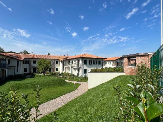 Appartamento in vendita di 81 m² in Via Don Angelo Ferrario, 29