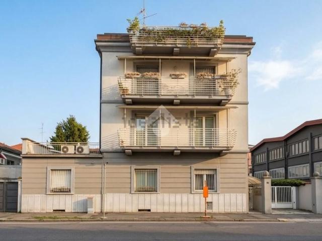 Appartamento in vendita di 81 m² in Via G. Verdi, 3