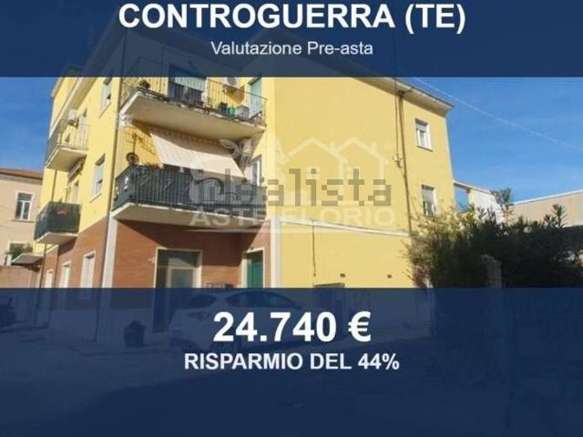 Appartamento in vendita di 81 m² in Via Giovanni Amadio