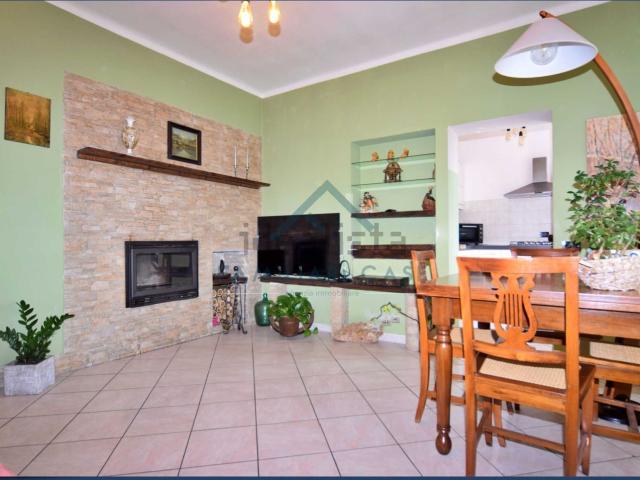 Appartamento in vendita di 81 m² in Via Giacomo Matteotti