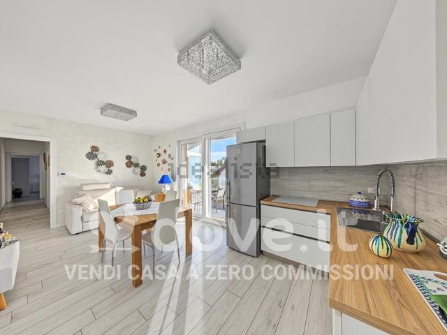 Appartamento in vendita di 81 m² in Via Lombardia, 58