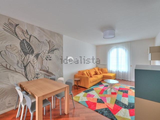 Appartamento in vendita di 81 m² in Via Lungolago Giuseppe Zanardelli