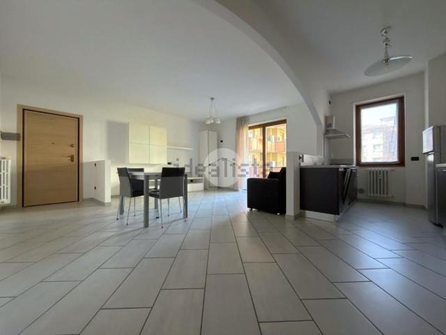 Appartamento in vendita di 81 m² in Via Lusardi, 15