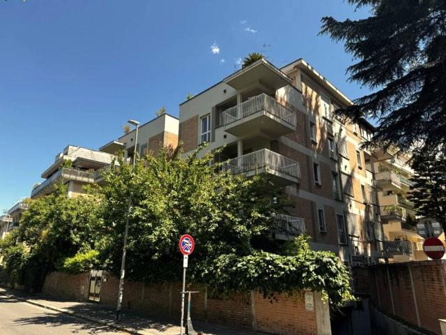 Appartamento in vendita di 81 m² in Via Monterosi