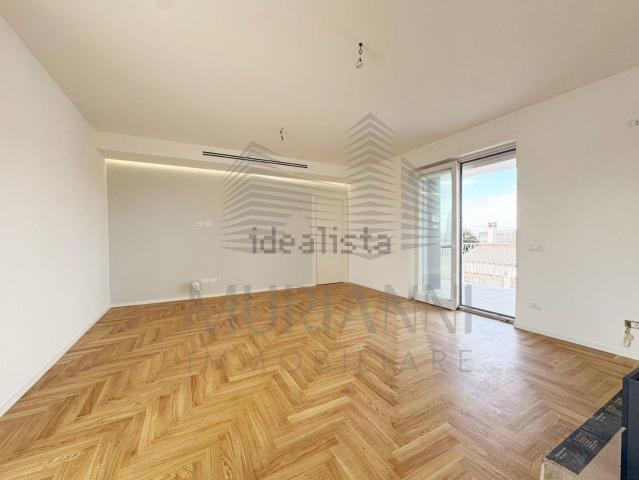 Appartamento in vendita di 81 m² in Via Pastrengo, 57