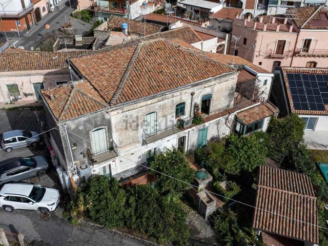 Appartamento in vendita di 81 m² in Via Scalo Pennisi, 6