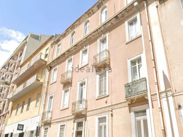 Appartamento in vendita di 81 m² in Via Salvatore Farina, 48