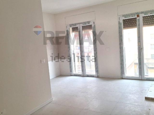 Appartamento in vendita di 81 m² in Via Sebastiano Fabroni, 7