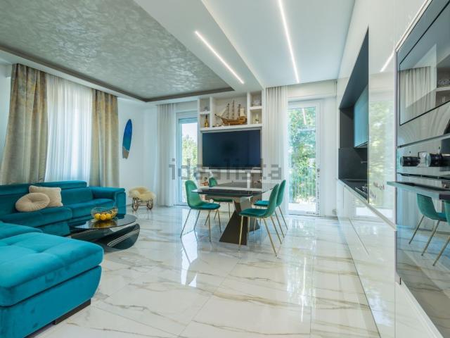 Appartamento in vendita di 81 m² in Viale Ancona, 1
