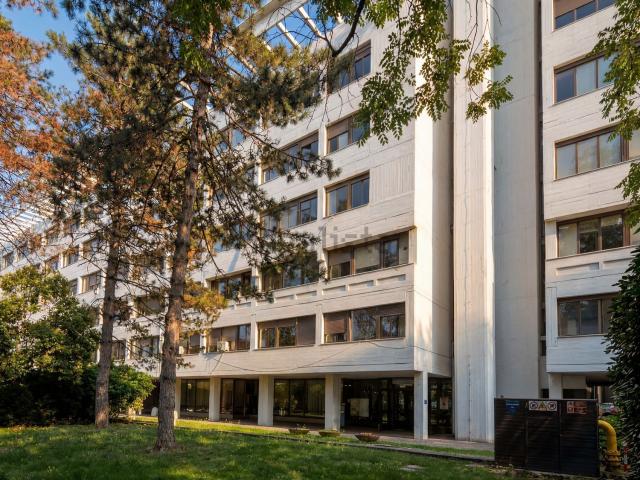 Appartamento in vendita di 81 m² in Viale Antonio Silvani, 6