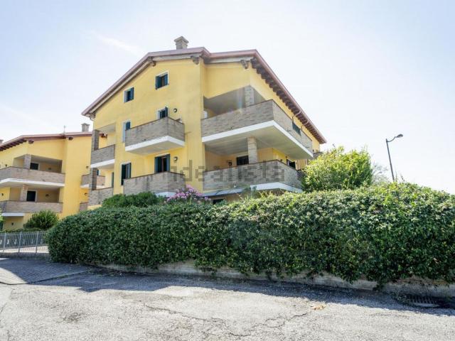 Appartamento in vendita di 81 m² in Via Don Arturo Tecchio, 4
