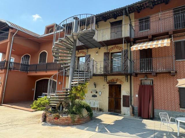 Appartamento in vendita di 82 m² in Frazione San Matteo Cima, 52