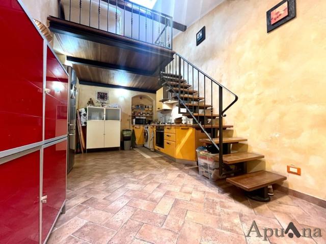 Appartamento in vendita di 82 m² in Piazza della Conca, 54100
