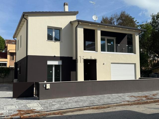 Appartamento in vendita di 82 m² in Via Vespucci