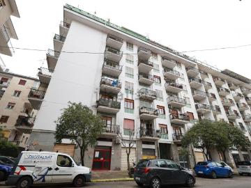Appartamento in vendita di 82 m² in Via Vincenzo Padula, 44
