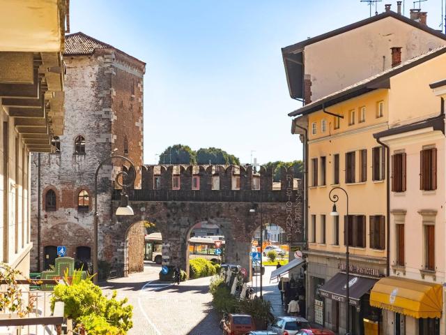 Appartamento in vendita di 82 m² in Via Aquileia, 94