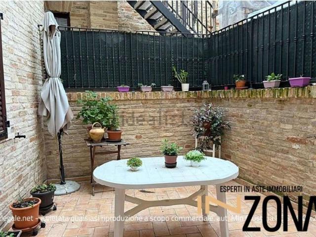 Appartamento in vendita di 82 m² in Via Castello, 85