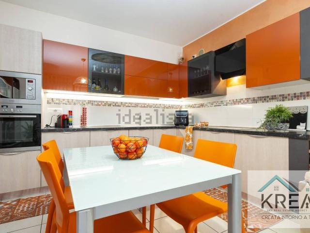Appartamento in vendita di 82 m² in Via Challant, 2