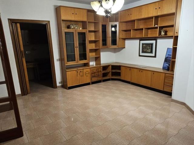 Appartamento in vendita di 82 m² in Via dei Colli, 144