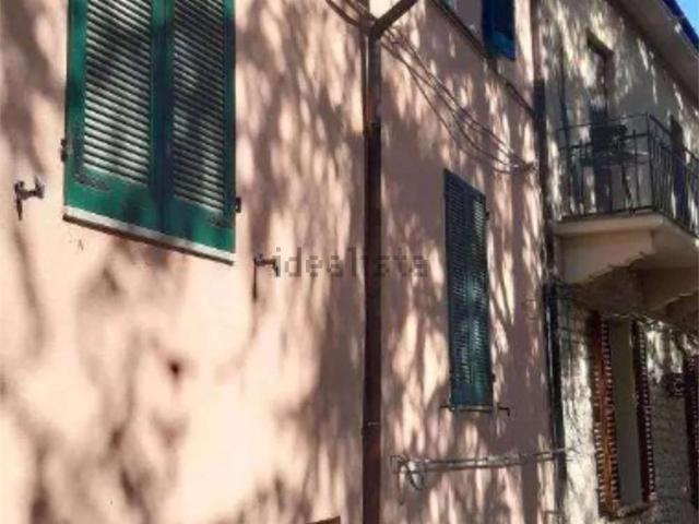 Appartamento in vendita di 82 m² in Via della Rocca, 12