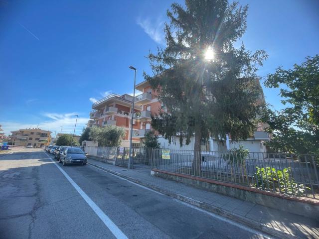 Appartamento in vendita di 82 m² in Via dello Sport, 1