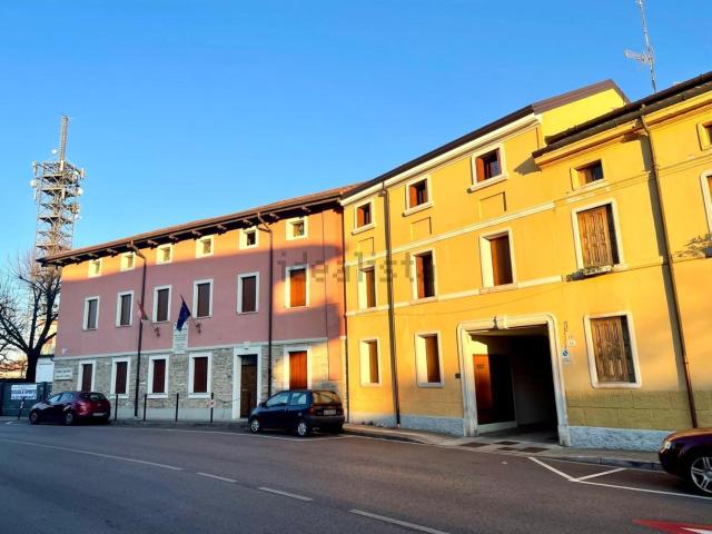 Appartamento in vendita di 82 m² in Via E. Gaspari, 52