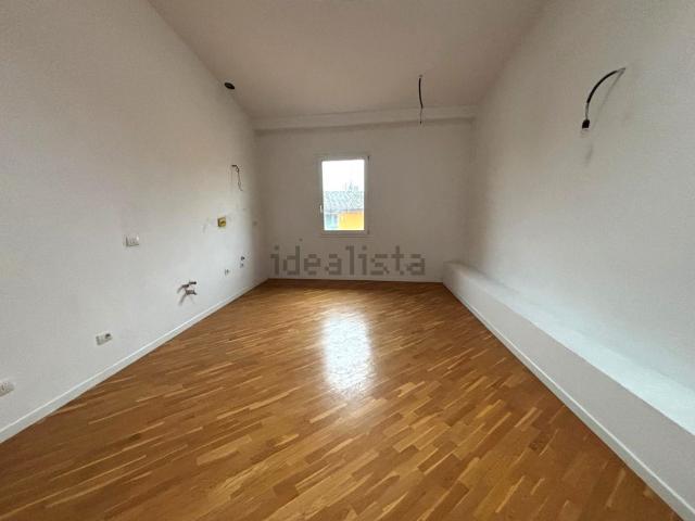 Appartamento in vendita di 82 m² in Via F. Botticini