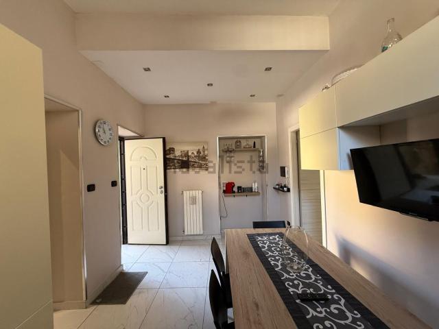 Appartamento in vendita di 82 m² in Via FRATELLI DE SIMONE
