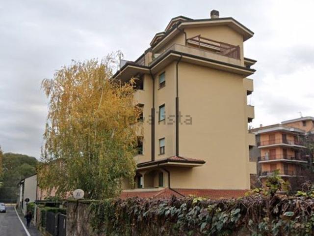 Appartamento in vendita di 82 m² in Via Francesco Baracca, 17