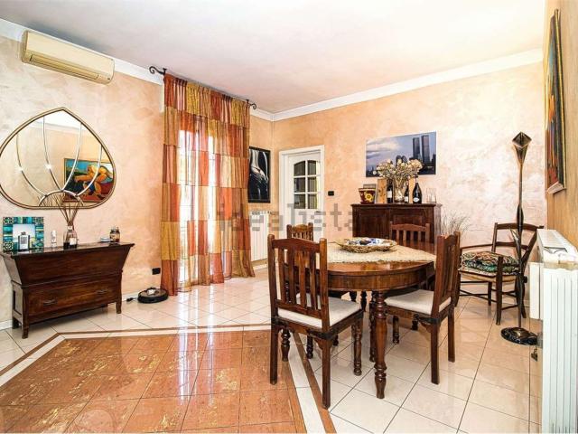 Appartamento in vendita di 82 m² in Via Francesco Raibolini