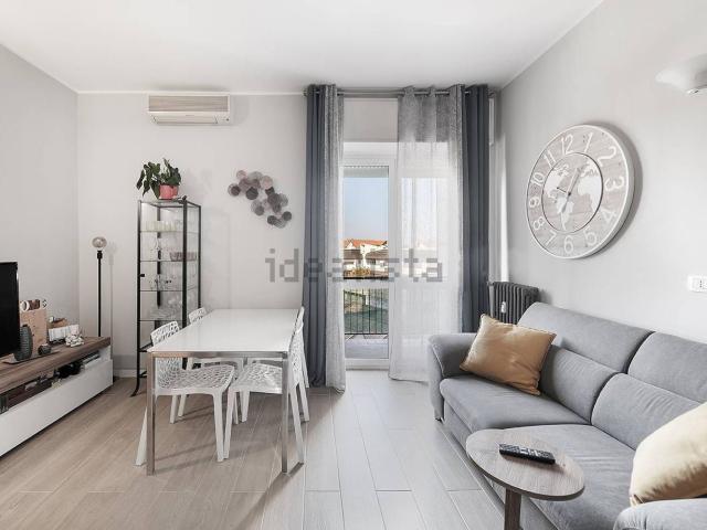 Appartamento in vendita di 82 m² in Via Giosuè Carducci, 8