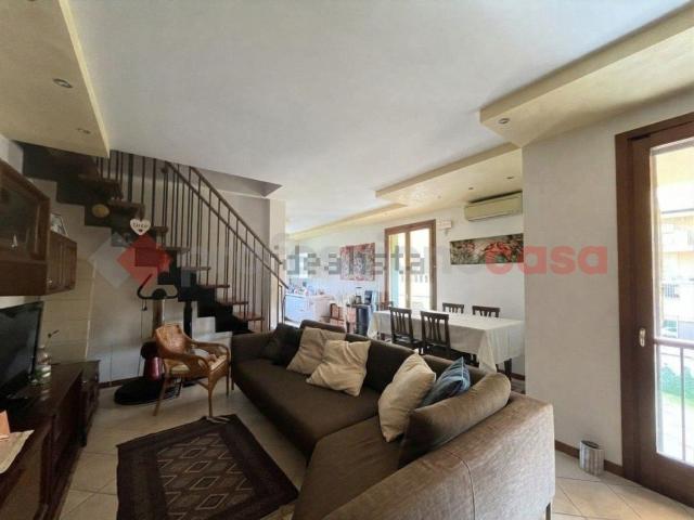 Appartamento in vendita di 82 m² in Via Giacomo Matteotti, 32