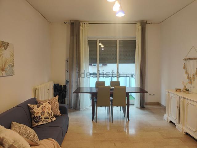 Appartamento in vendita di 82 m² in Via Maurizio Bufalini, 34