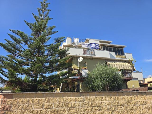Appartamento in vendita di 82 m² in Via Monte Fumaiolo, 2