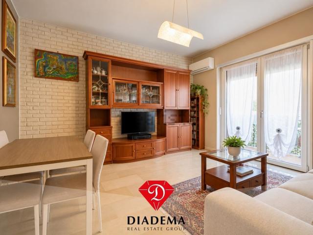 Appartamento in vendita di 82 m² in Via Papa Innocenzo XI, 10