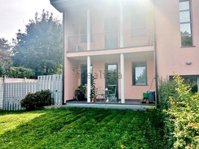 Appartamento in vendita di 82 m² in Via Patrioti, 1