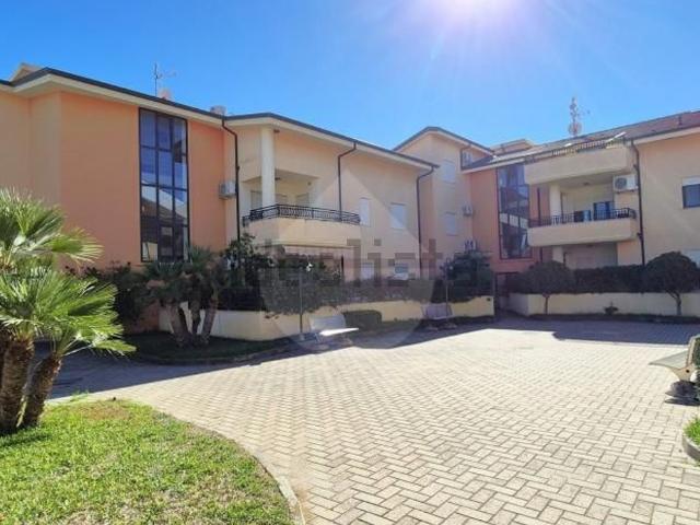 Appartamento in vendita di 82 m² in Via Riviera Prangi