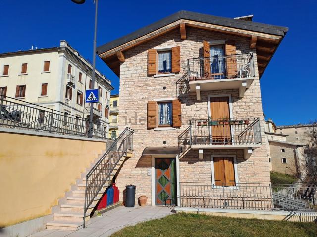 Appartamento in vendita di 82 m² in Via Roma